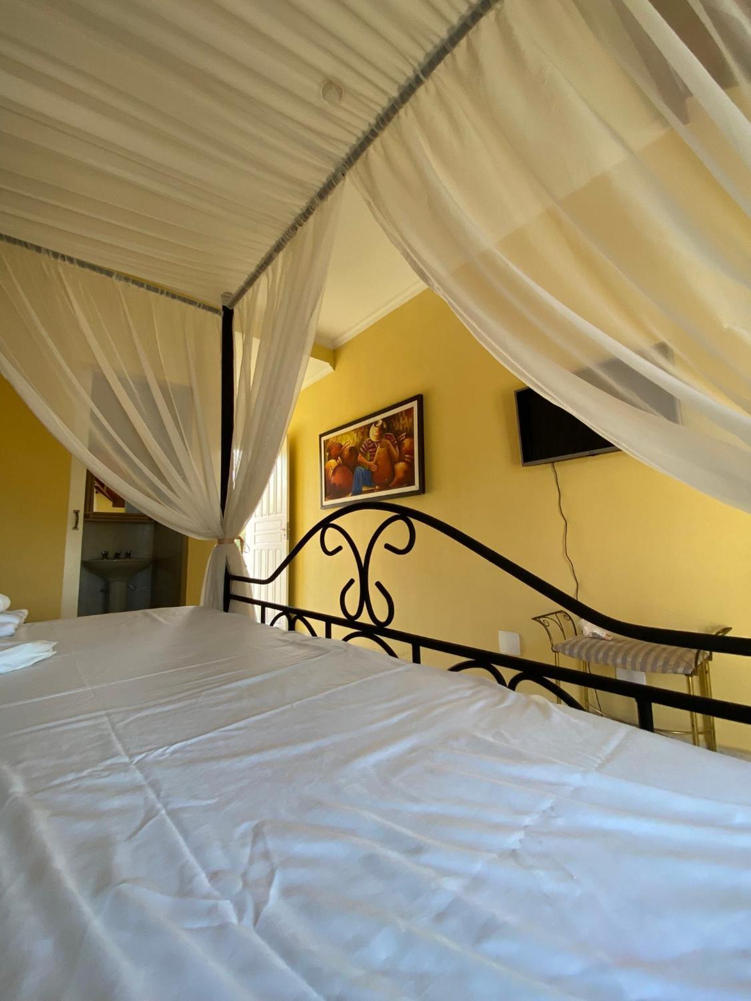 Hotel Velha Corte São José dos Pinhais Kültér fotó